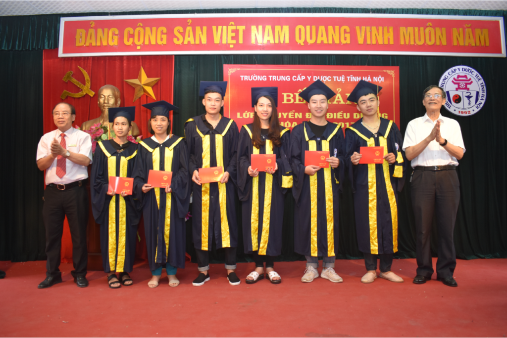 YDUOCTUETINHHANOI.EDU.VN