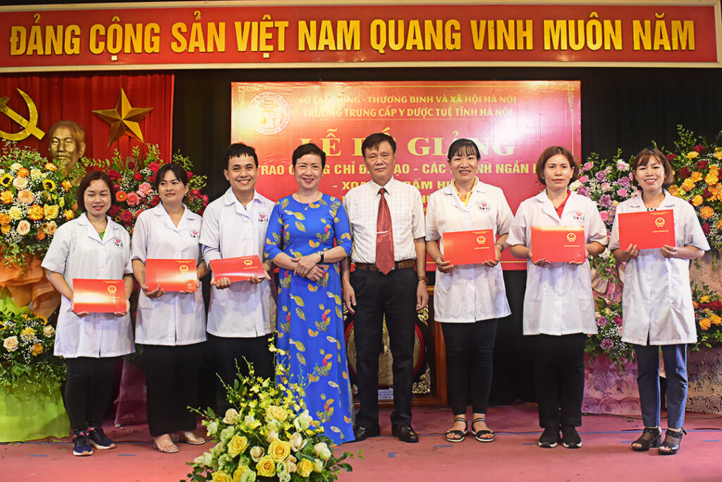 YDUOCTUETINHHANOI.EDU.VN