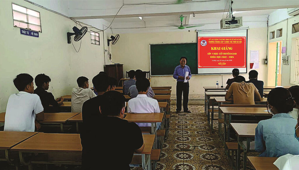 YDUOCTUETINHHANOI.EDU.VN