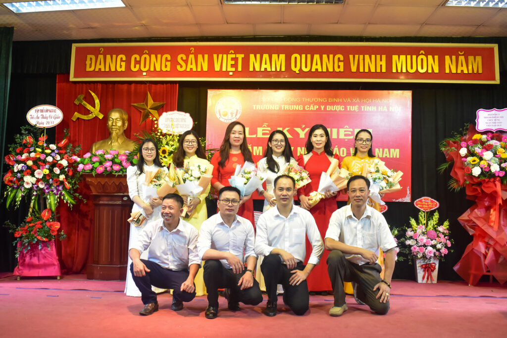 YDUOCTUETINHHANOI.EDU.VN