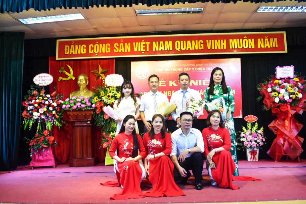 YDUOCTUETINHHANOI.EDU.VN