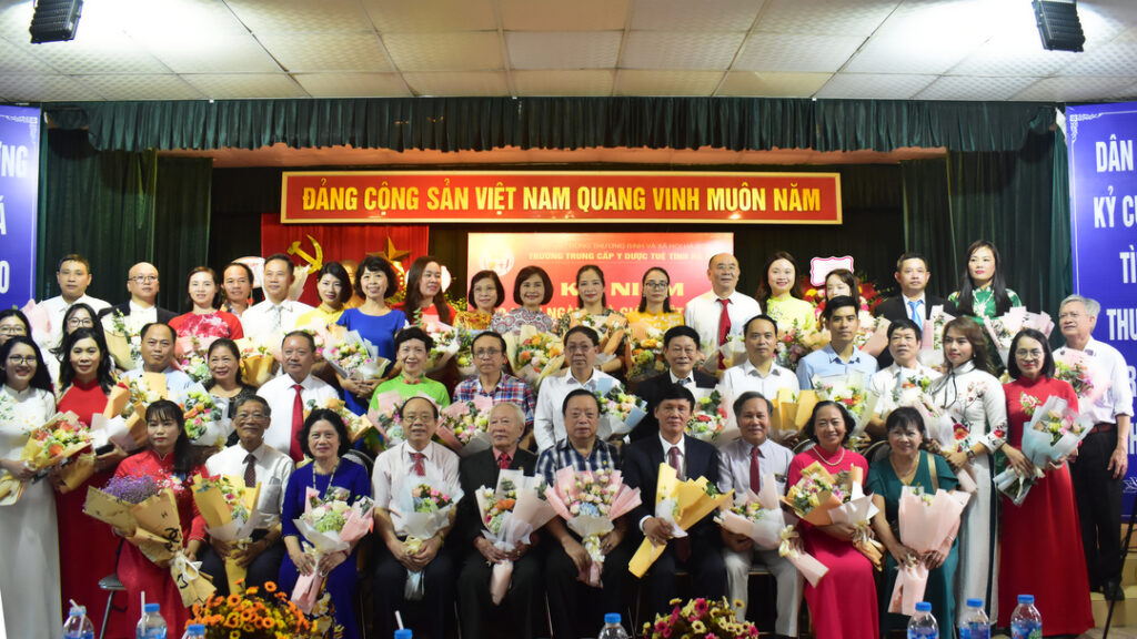 YDUOCTUETINHHANOI.EDU.VN