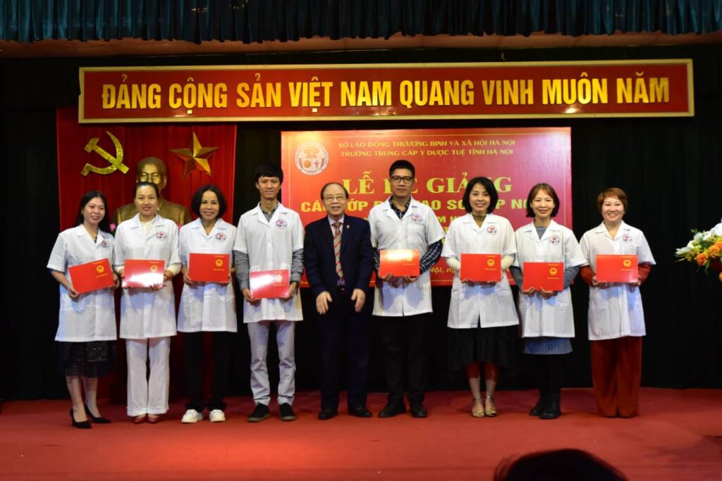 YDUOCTUETINHHANOI.EDU.VN