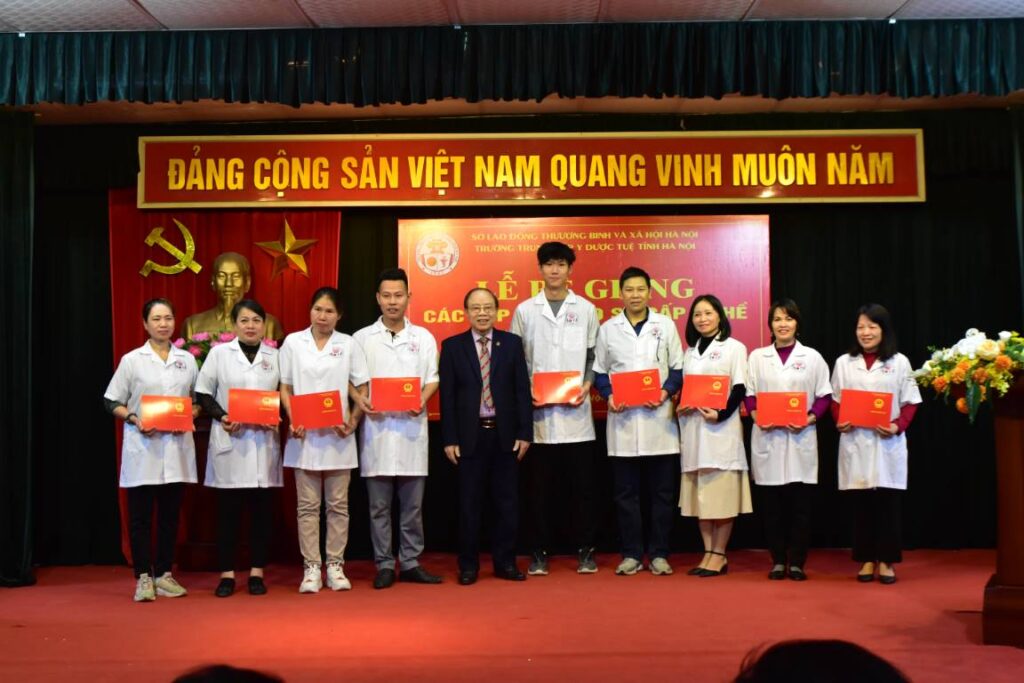 YDUOCTUETINHHANOI.EDU.VN