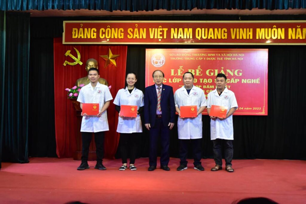YDUOCTUETINHHANOI.EDU.VN
