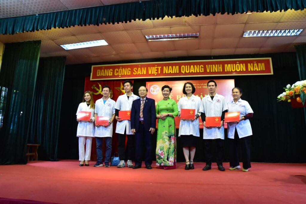 YDUOCTUETINHHANOI.EDU.VN