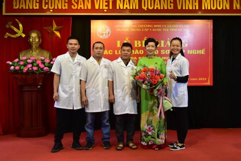 YDUOCTUETINHHANOI.EDU.VN