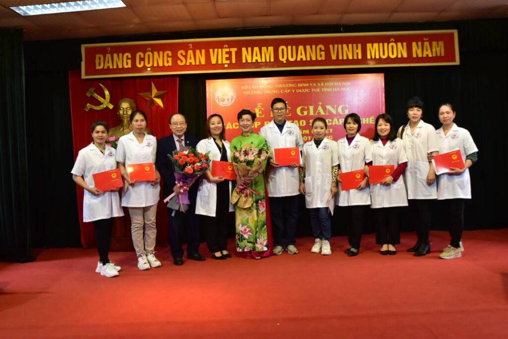 YDUOCTUETINHHANOI.EDU.VN