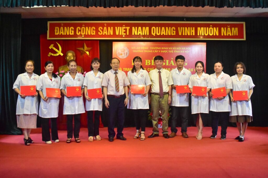 YDUOCTUETINHHANOI.EDU.VN