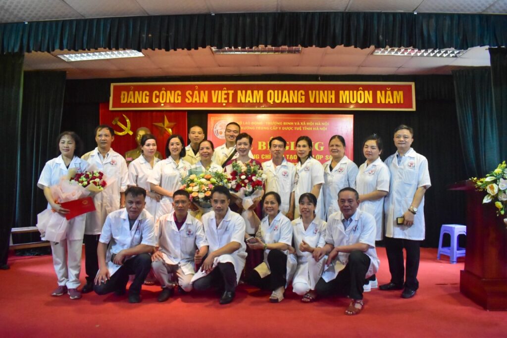 YDUOCTUETINHHANOI.EDU.VN