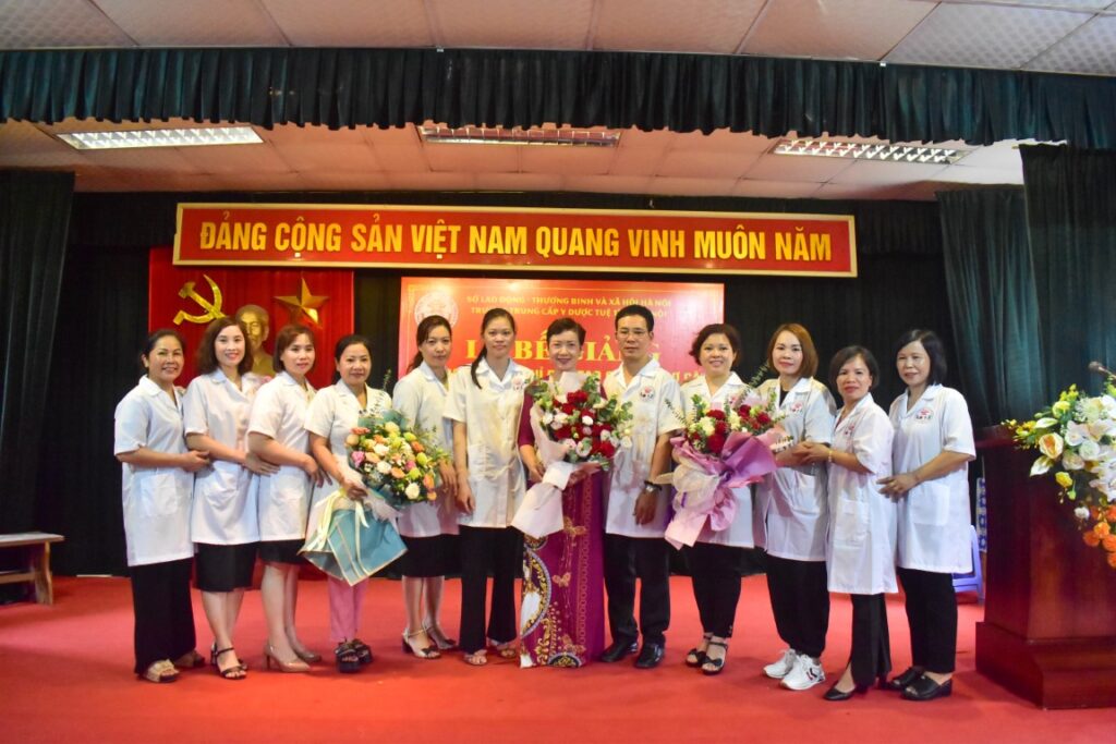 YDUOCTUETINHHANOI.EDU.VN