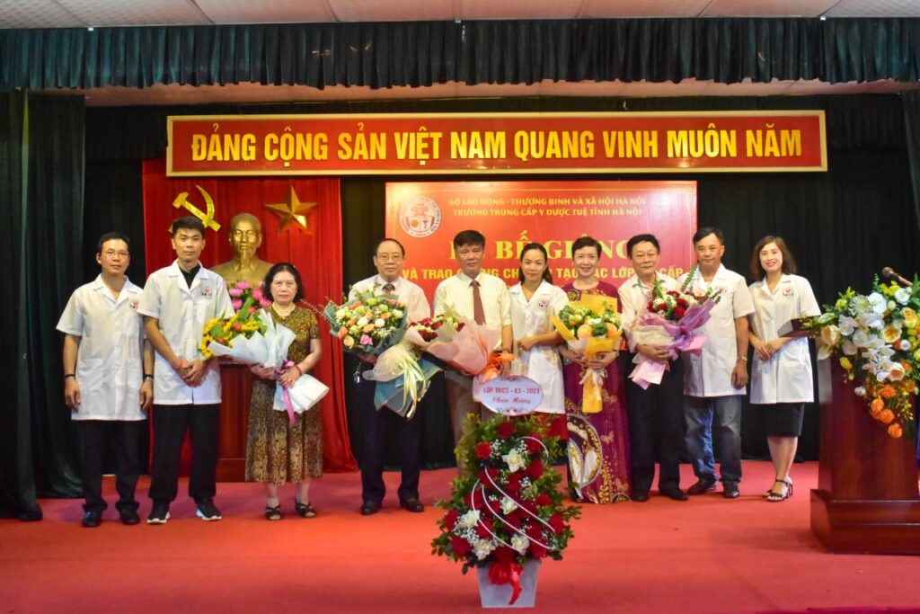 YDUOCTUETINHHANOI.EDU.VN