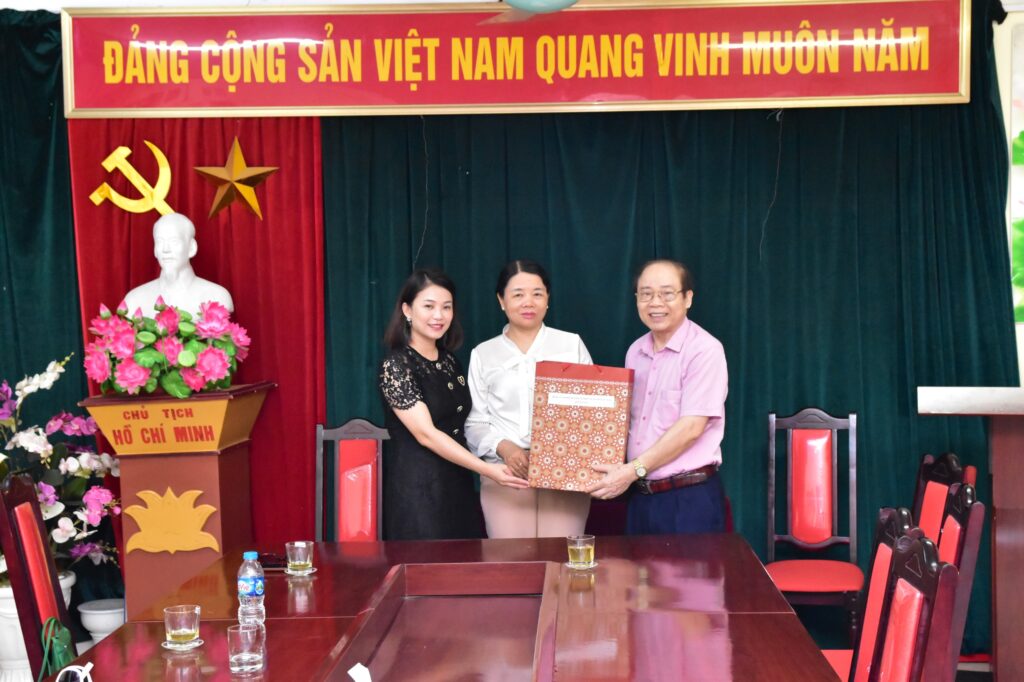 YDUOCTUETINHHANOI.EDU.VN