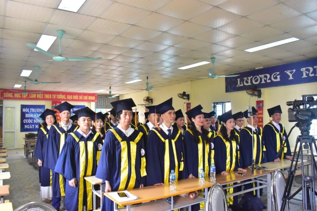 YDUOCTUETINHHANOI.EDU.VN