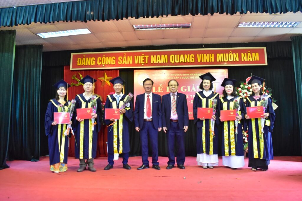 YDUOCTUETINHHANOI.EDU.VN