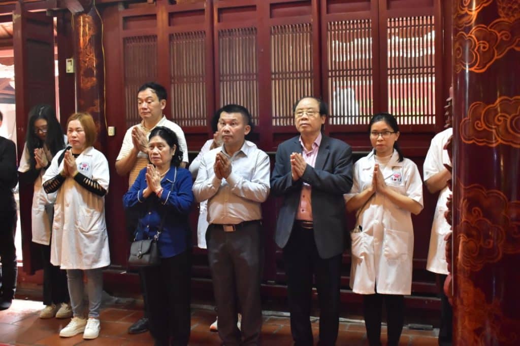 YDUOCTUETINHHANOI.EDU.VN