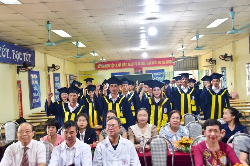YDUOCTUETINHHANOI.EDU.VN