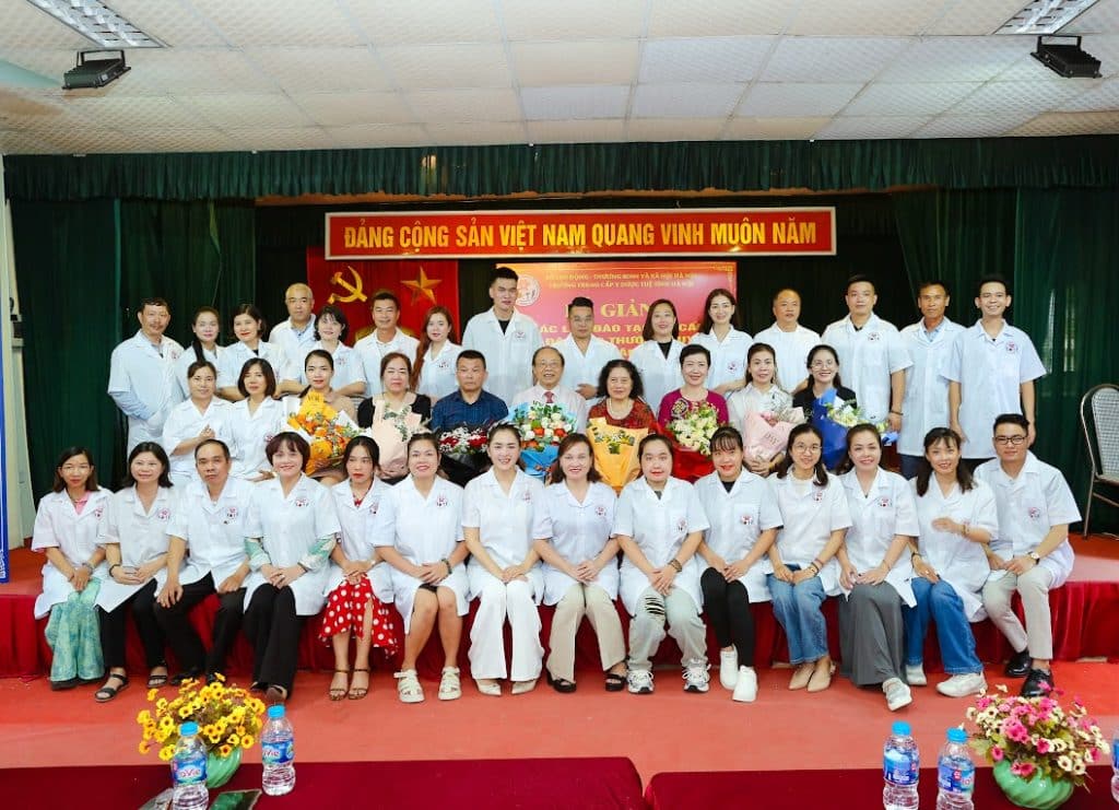 YDUOCTUETINHHANOI.EDU.VN