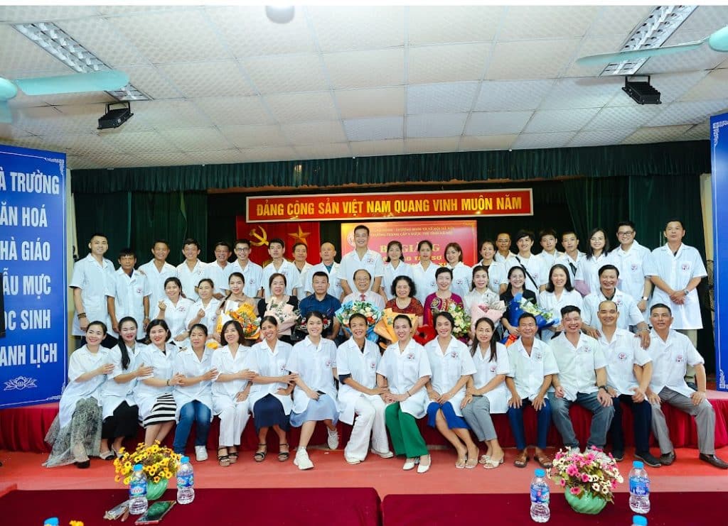 YDUOCTUETINHHANOI.EDU.VN